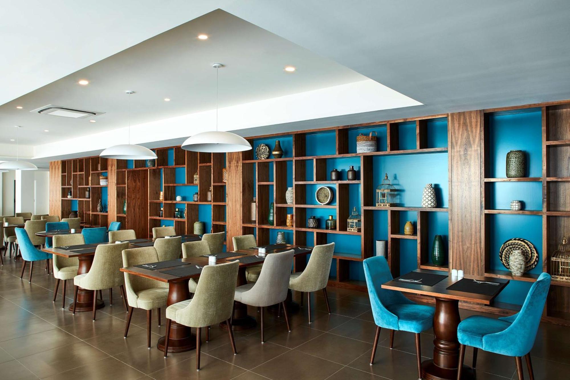 Готель Tivoli Carvoeiro Карвоейру Екстер'єр фото The restaurant at the hotel