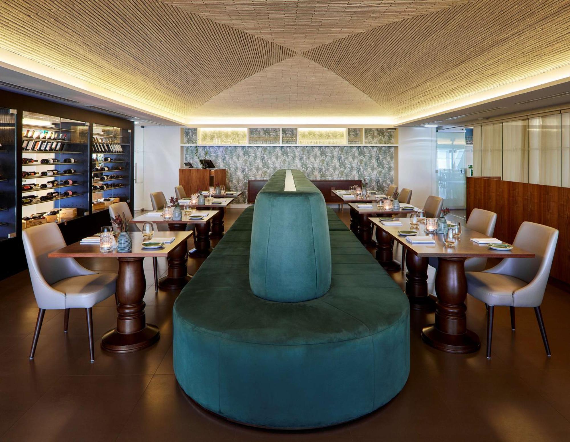 Готель Tivoli Carvoeiro Карвоейру Екстер'єр фото Interior of the restaurant